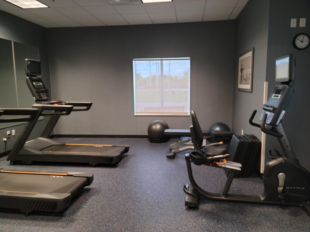 Holiday Inn Express & Suites Edwardsville