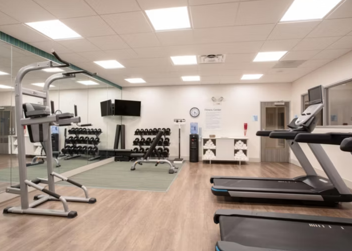 Holiday Inn Express & Suites Denver NE – Brighton