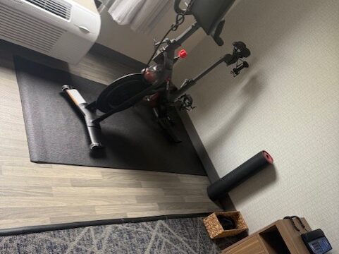 5-Feet-to-Fitness-Room-2
