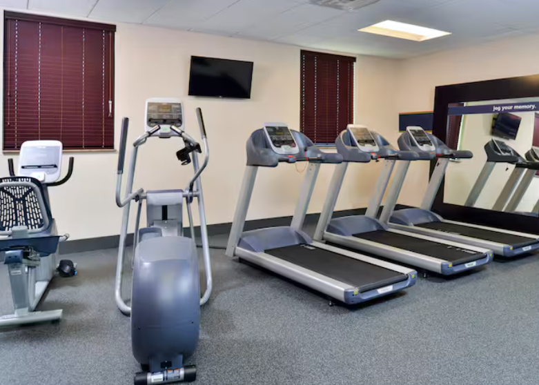Hampton Inn & Suites California University-Pittsburgh