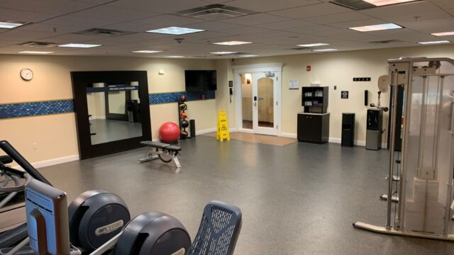 Fitness-Center-Back-Right