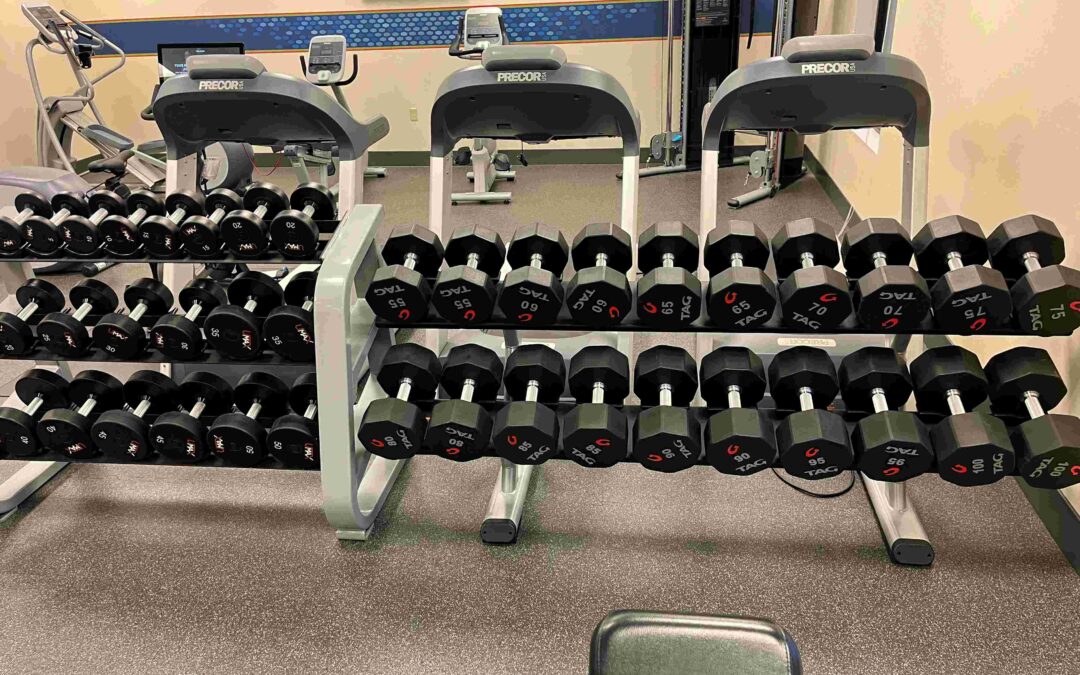 How to Find Hotels with Heavy Dumbbells (75–100+ lbs)