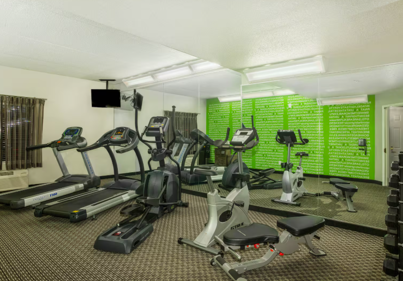 La Quinta Inn & Suites by Wyndham St. Louis Westport