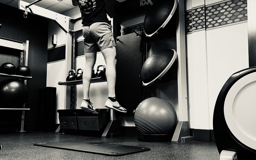 The 15-Minute Hotel Workout Strategy for Busy Professionals
